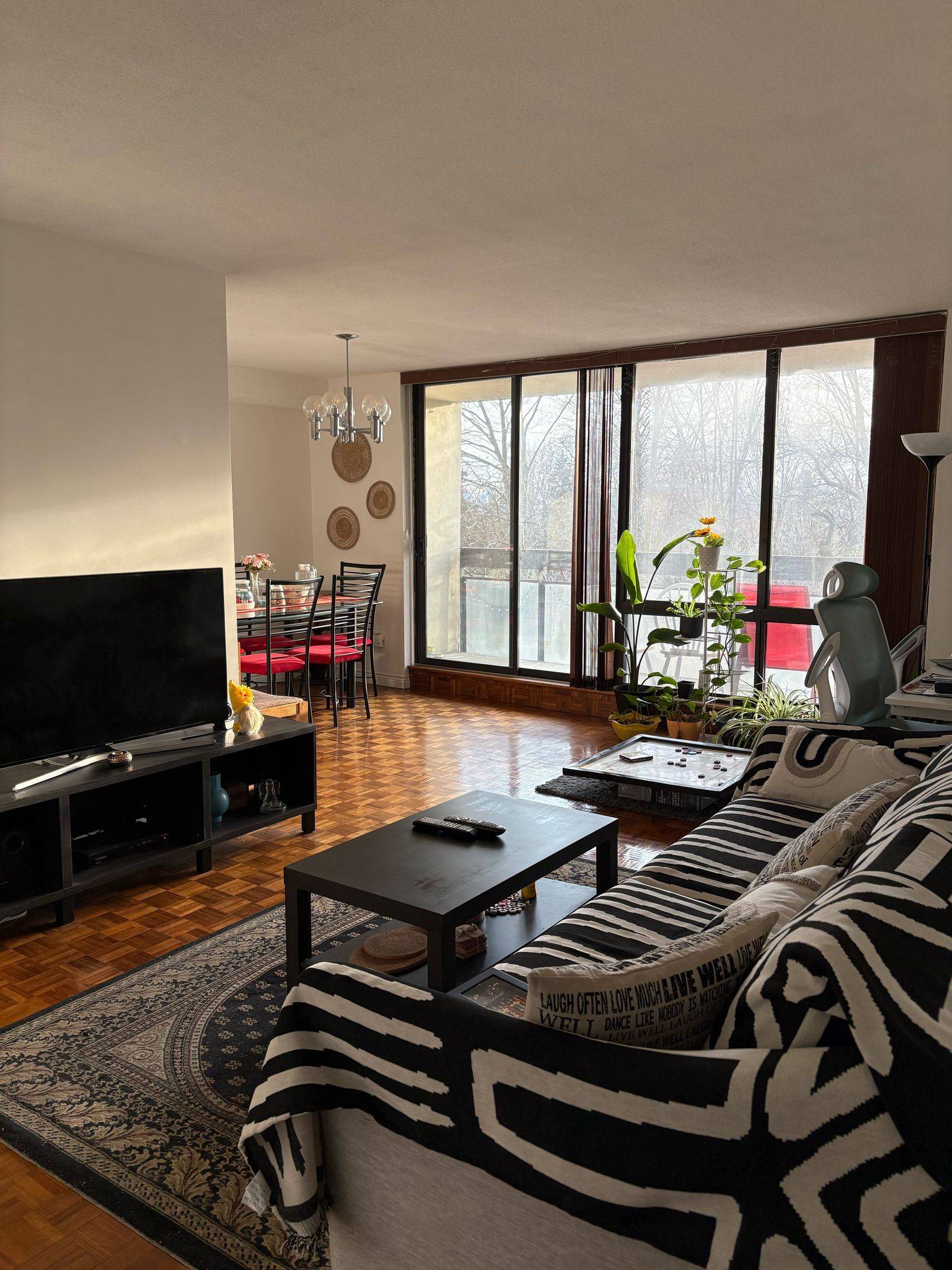 177 Linus RD #209N, Toronto C15, ON M2J 4S5