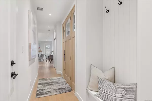 Esquimalt, BC V9A 6S6,480 Grafton St