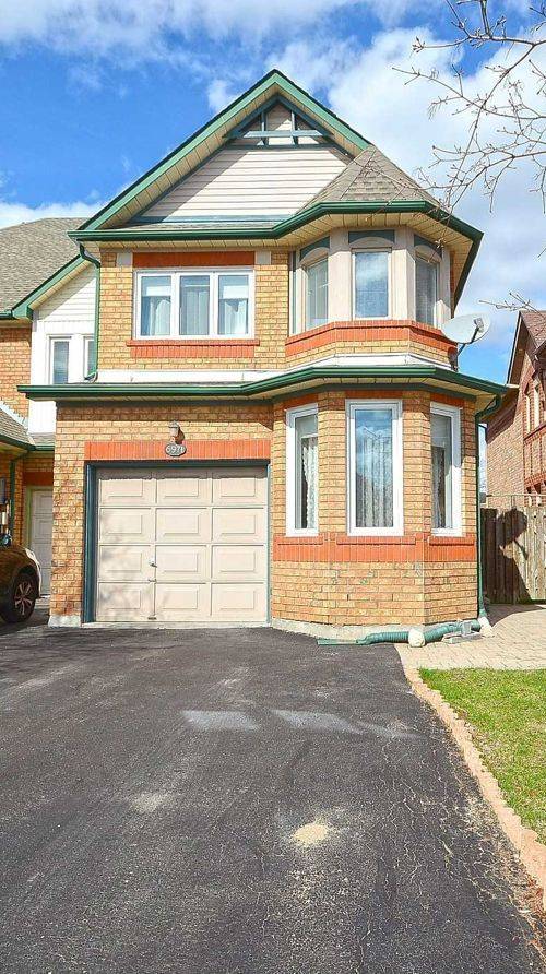 6971 Lisanne CT, Mississauga, ON L5N 6Z7