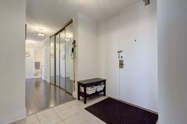Hamilton, ON L8P 4S5,222 Jackson ST W #1406