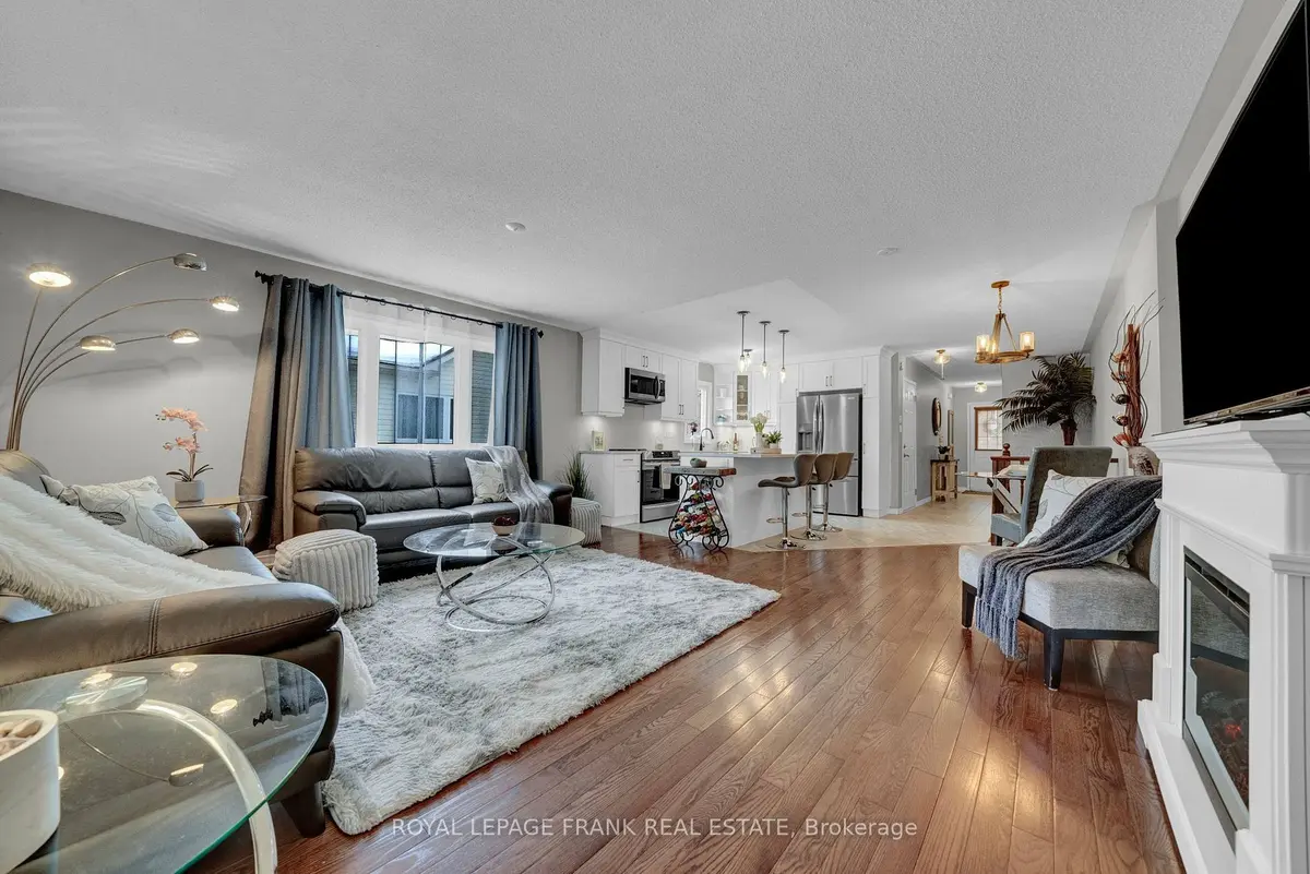 Cavan Monaghan, ON L0A 1G0,82 Brookside ST