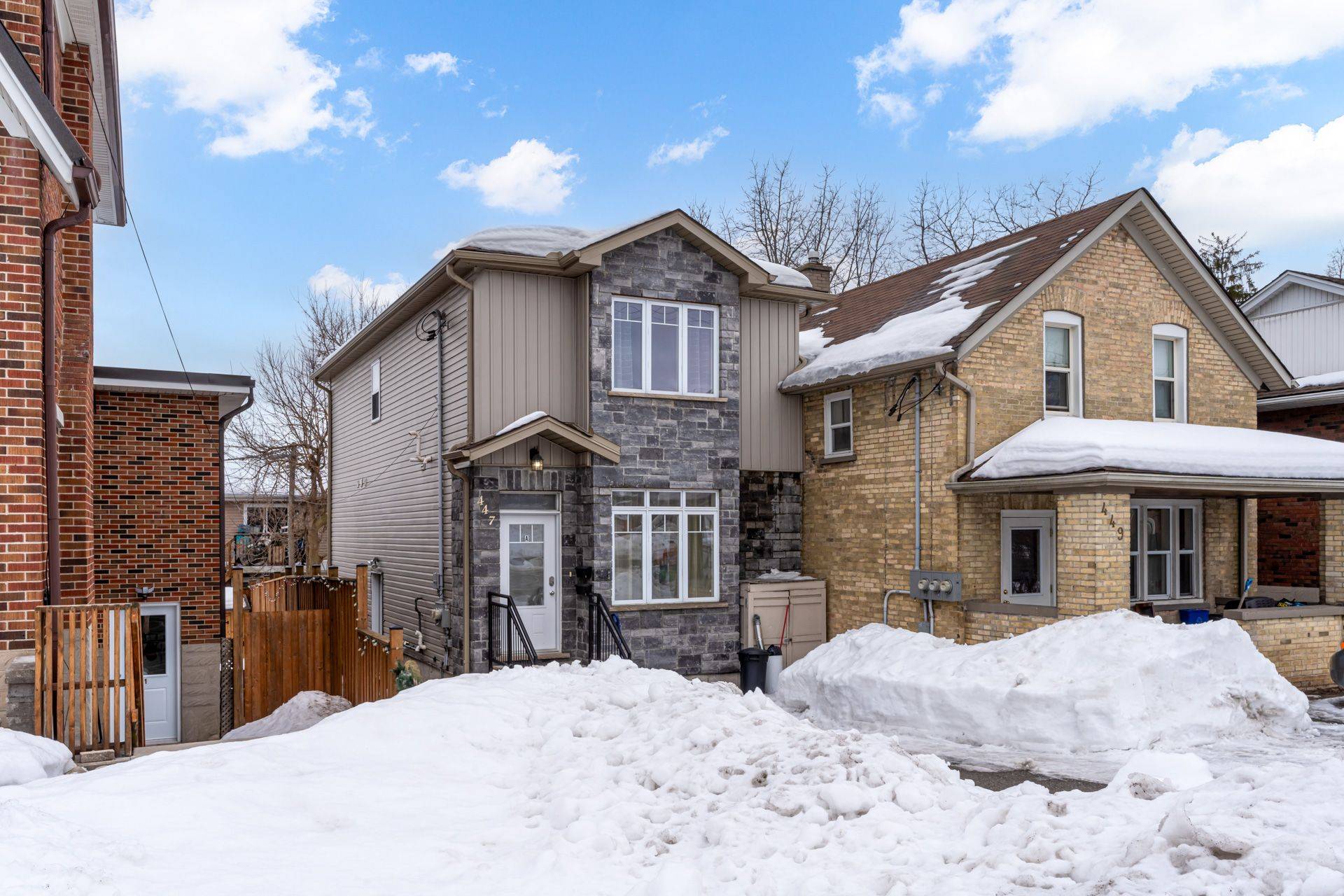 Kitchener, ON N2M 3H7,447 Stirling AVE S