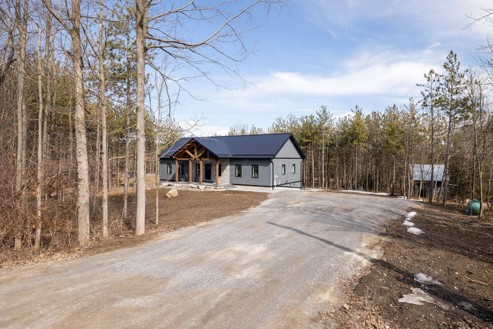 279 Massey RD, Alnwick/haldimand, ON K9A 4J8