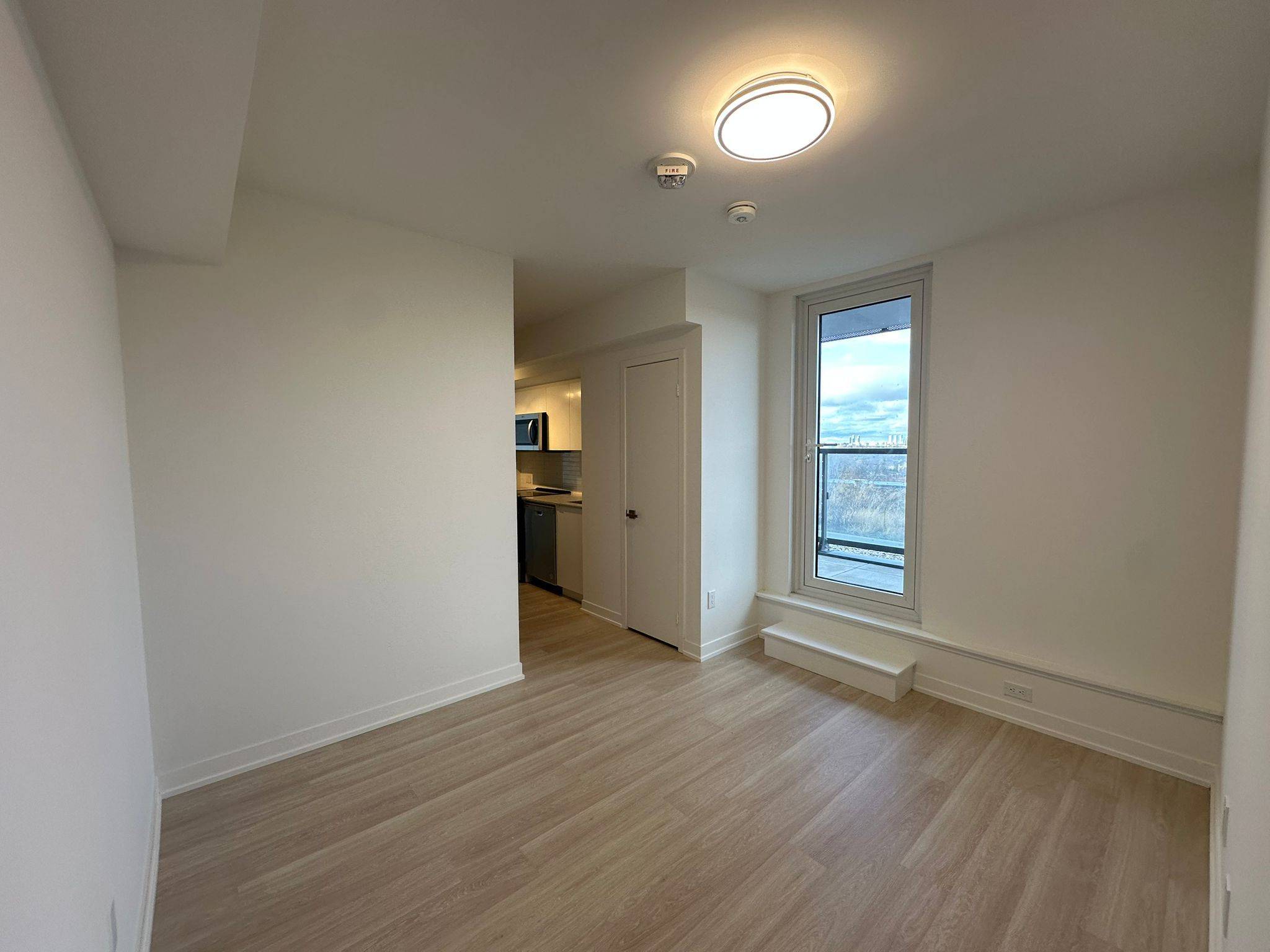 Toronto C06, ON M3H 0E5,500 Wilson AVE #914