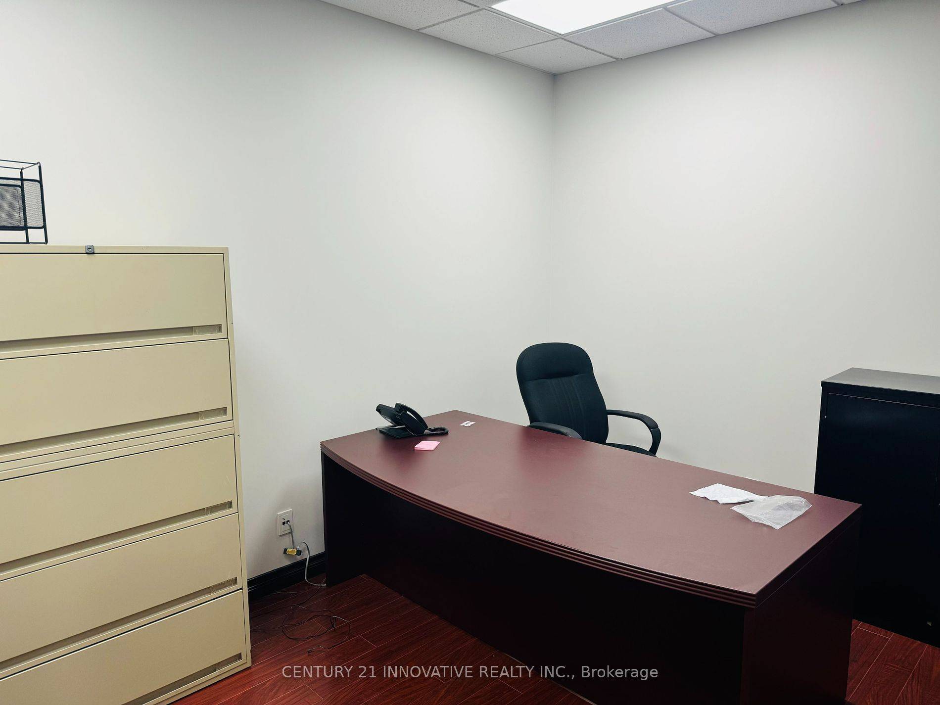 Toronto E11, ON M1B 2W1,1585 Markham RD #209