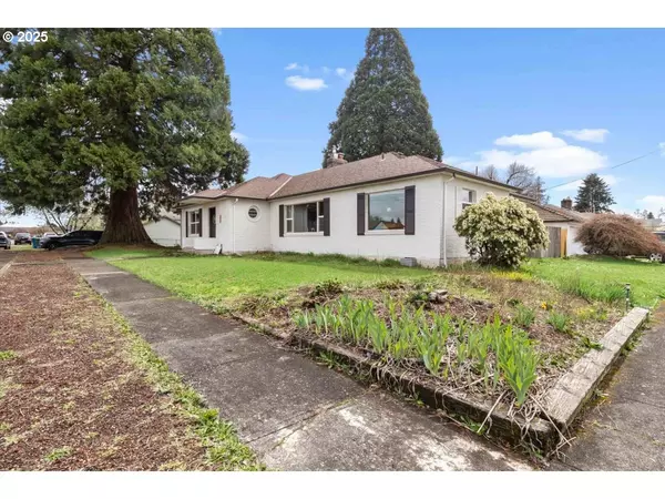 Stayton, OR 97383,360 E ELWOOD ST