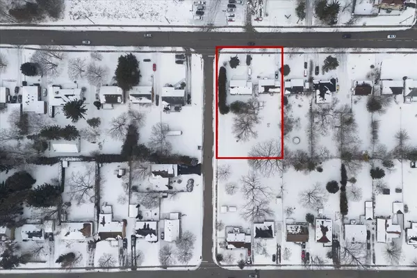 Newmarket, ON L3Y 1J4,98 Eagle ST