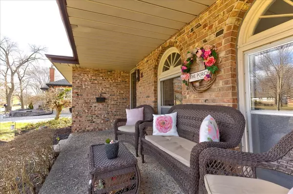 Brantford, ON N3S 3E9,11 Glenwood DR