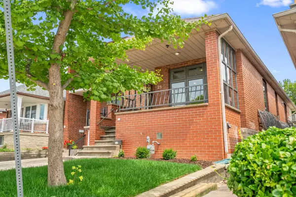 Toronto W04, ON M6E 4J7,25 Chamberlain AVE