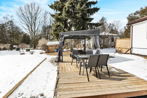 Norfolk, ON N0E 1Y0,124 College ST W