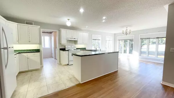 Centre Wellington, ON N0B 1J0,115 White Bark WAY