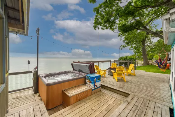 Haldimand, ON N1A 2W8,2090 Lakeshore RD