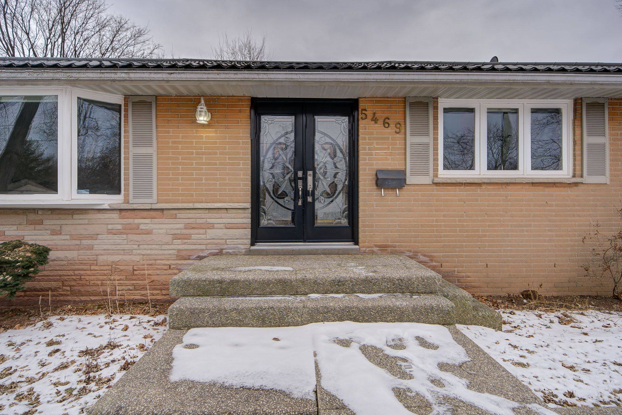 Burlington, ON L7L 3C4,5469 Randolph CRES