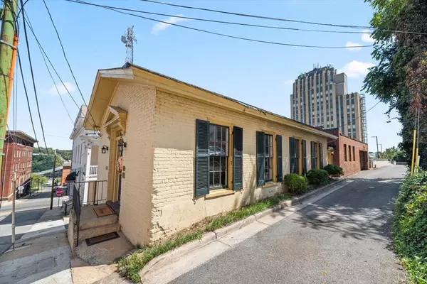 Lynchburg, VA 24504,308 7th ST