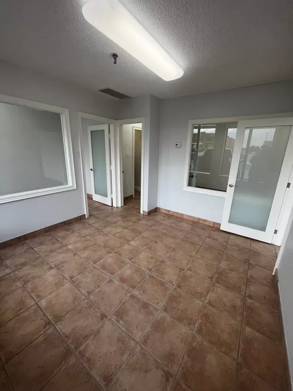 Vaughan, ON L4L 6C2,131 Winges RD #2