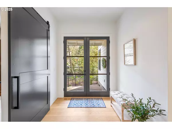 Portland, OR 97221,4420 SW 58TH AVE