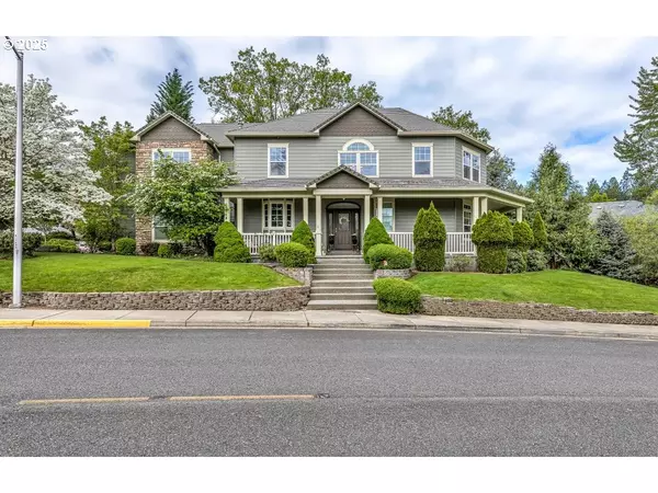 2214 HAVILAND DR, Grants Pass, OR 97527