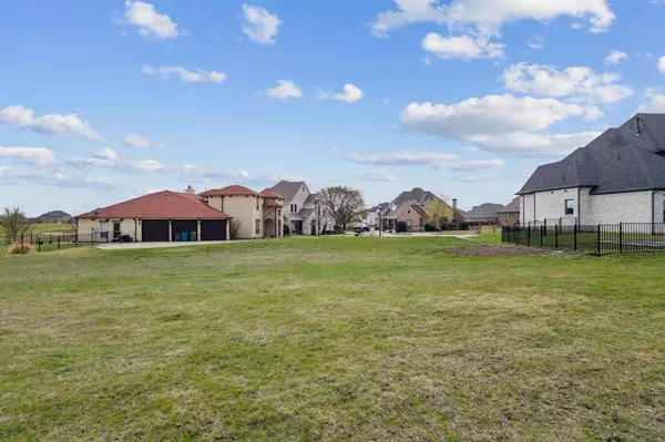 Gunter, TX 75058,1201 eagle glen Pass