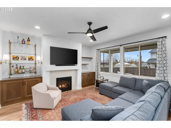 7216 SW BRISBAND ST, Wilsonville, OR 97070