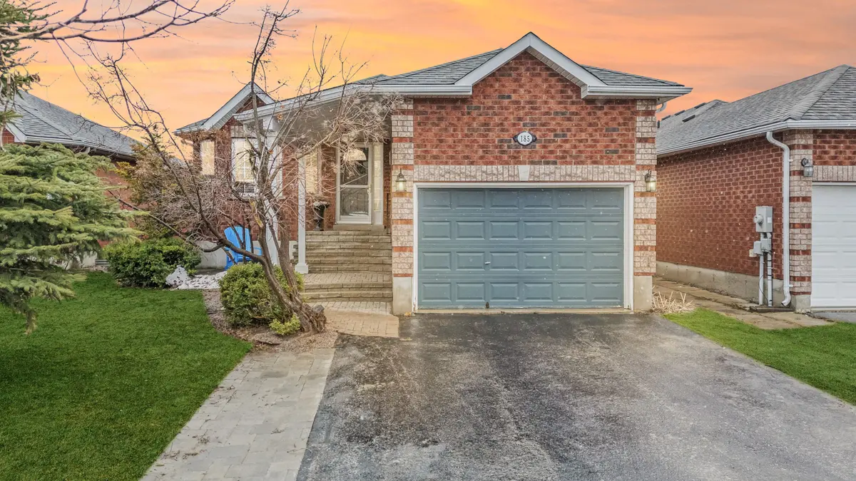 Barrie, ON L4M 6W6,185 Hanmer ST E