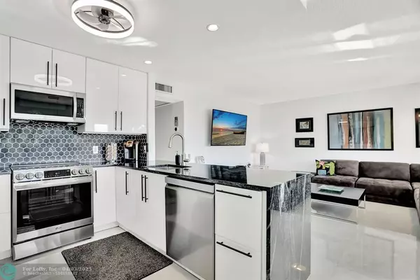 Deerfield Beach, FL 33442,344 Grantham C #344