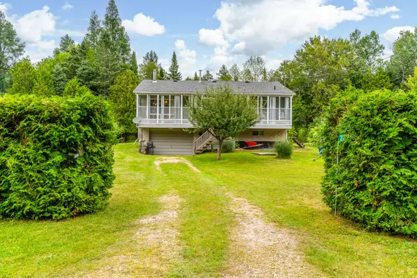 27 Bell DR, Northern Bruce Peninsula, ON N0H 1X0