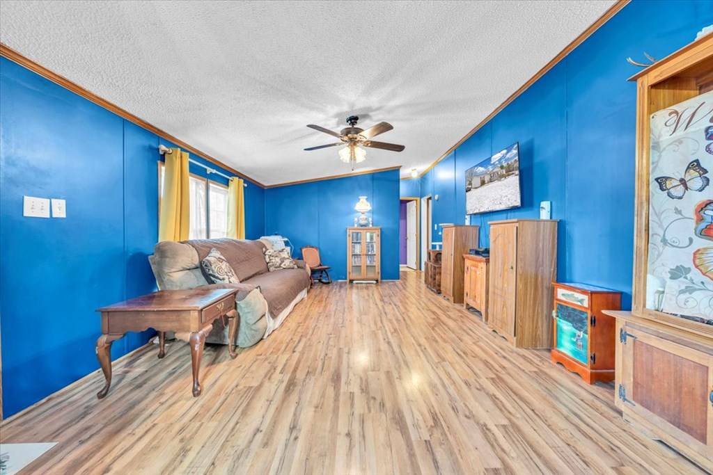 Hillsville, VA 24343,827 Lovell Road