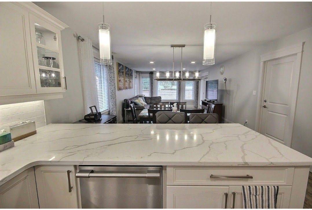Brighton, ON K0K 1H0,9 CARDINAL CT