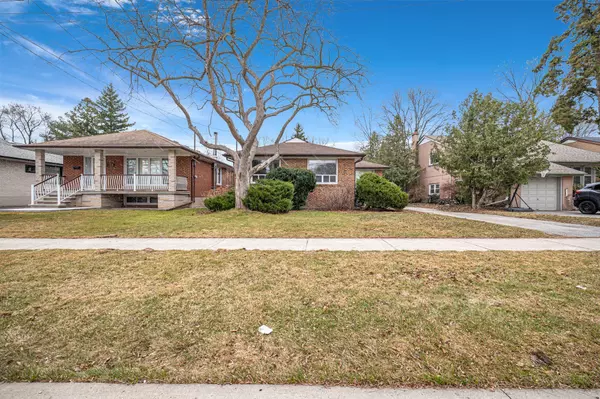 Toronto W10, ON M9V 1J7,157 Thistle Down BLVD