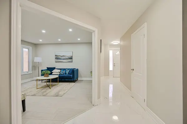 Brampton, ON L6Y 2P4,71 Morton WAY