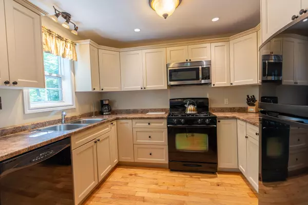 Lake Of Bays, ON P0A 1H0,1052 Rat Bay RD #111-8