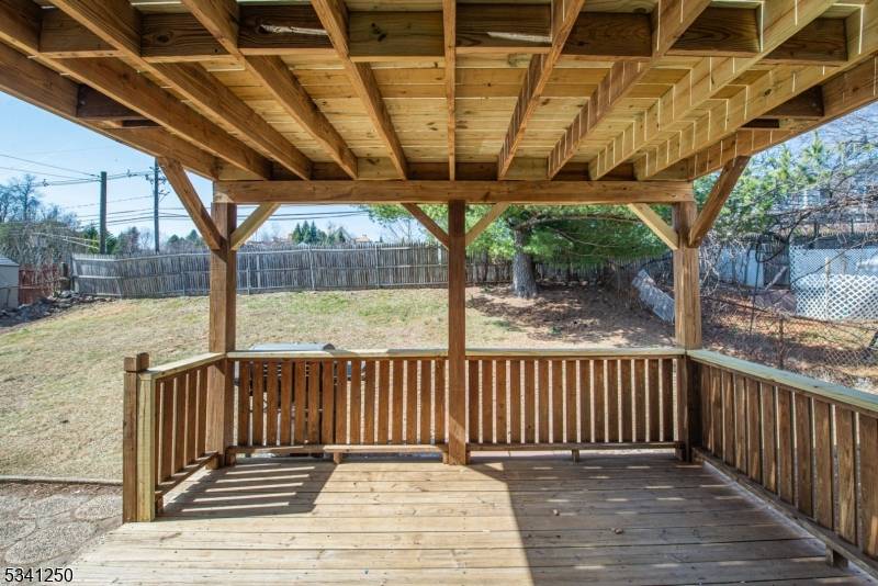 Clifton City, NJ 07013,128 Long Hill Dr