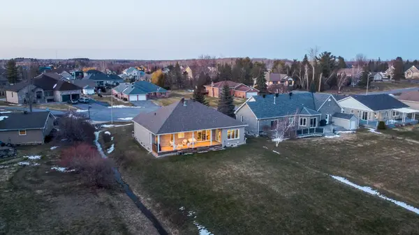 South Stormont, ON K0C 1P0,6 Chantine DR