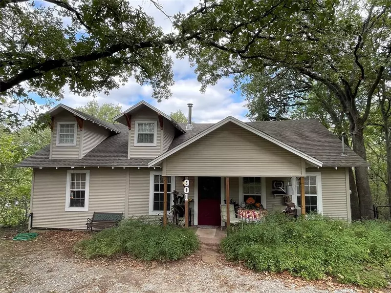901 Old State Lane, Denison, TX 75020