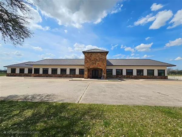 807 N Frontage Road, Valley View, TX 76272