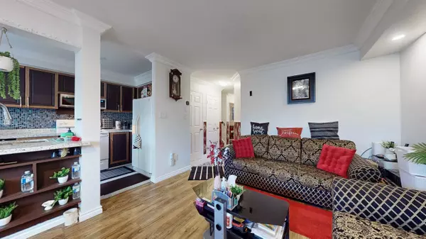 Oshawa, ON L1H 8V5,101 Cottingham CRES