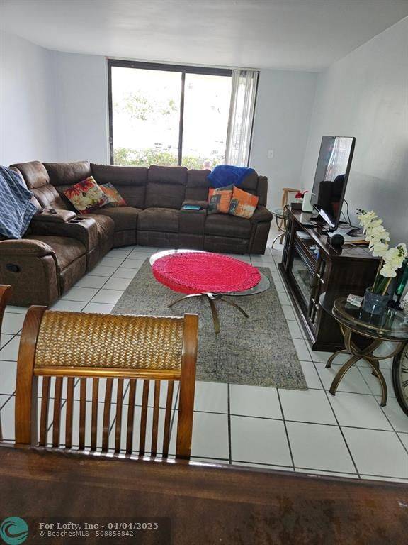 Tamarac, FL 33319,6193 Rock Island Rd #112