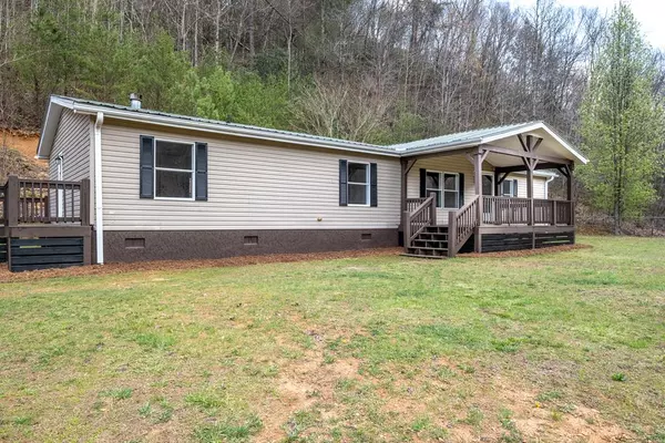 72 Minor Rd., Marble, NC 28905