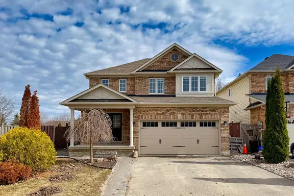 37 Lake Cres ST, Barrie, ON L4N 6A7