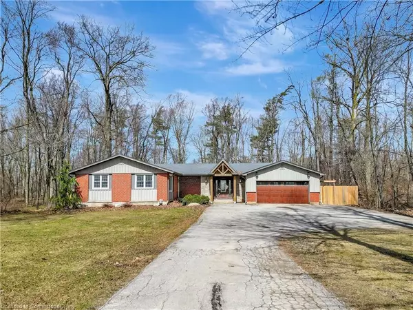 North Dumfries, ON N1R 5S5,1376 Cedar Creek RD