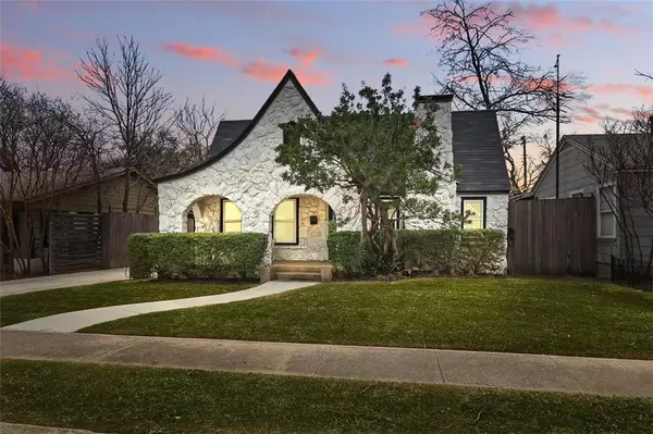 4029 Collinwood Avenue, Fort Worth, TX 76107