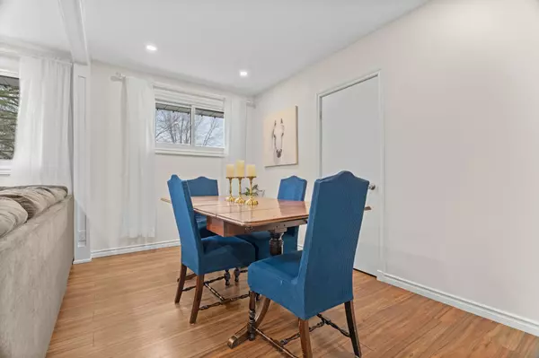 Essa, ON L0M 1B0,252 Cindy LN