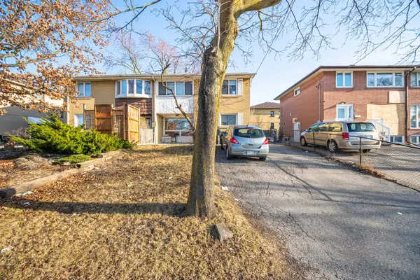 Toronto W10, ON M9W 2X5,29 Brookmere RD