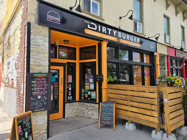 211 Hunter ST W, Peterborough, ON K9H 2L1