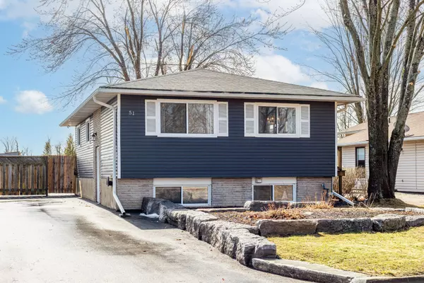 Selwyn, ON K0L 2H0,51 Coyle CRES