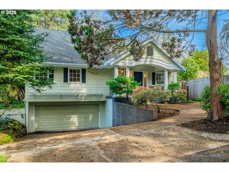 3725 SE MARTINS ST, Portland, OR 97202