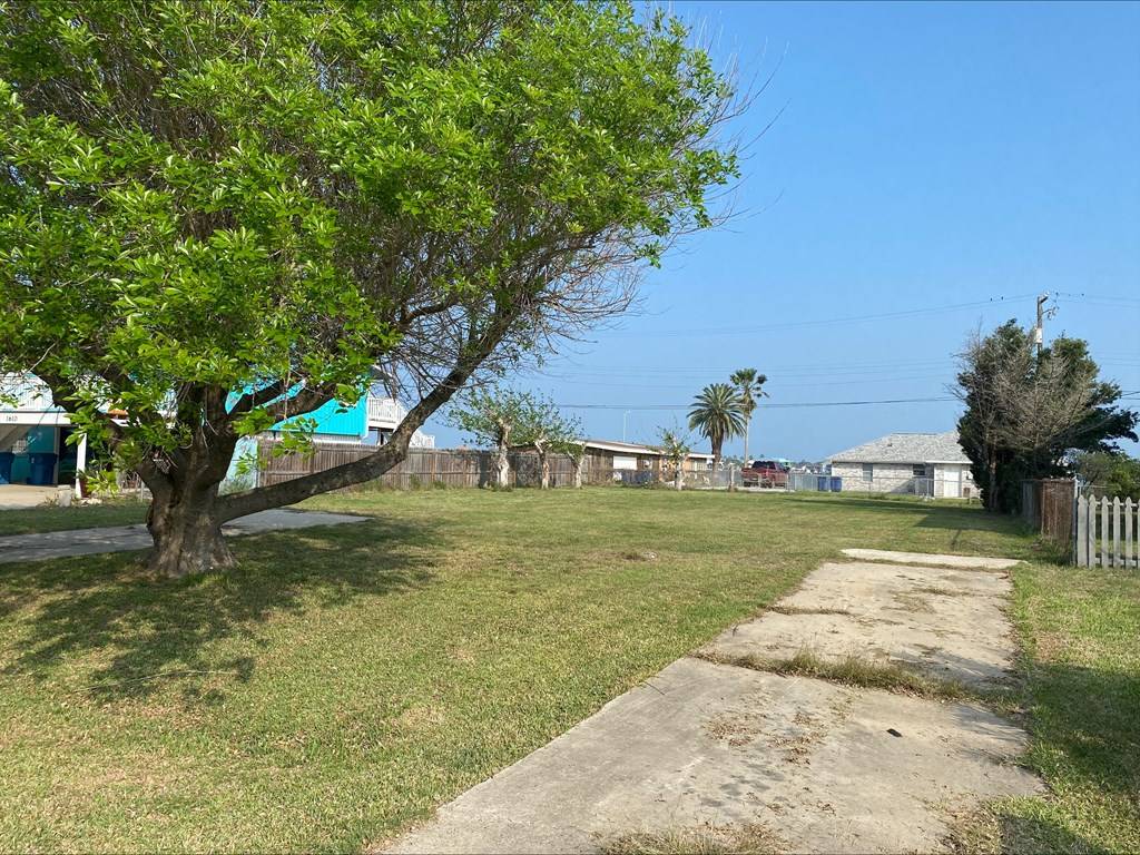 Rockport, TX 78382,1608 SORENSON DR