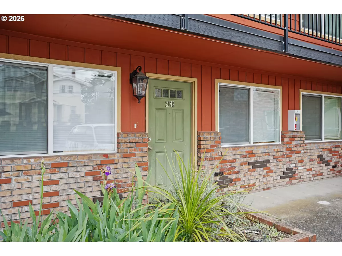 Portland, OR 97232,2149 NE WEIDLER ST