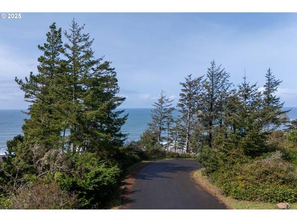 Ridgewood RD #301, Oceanside, OR 97134