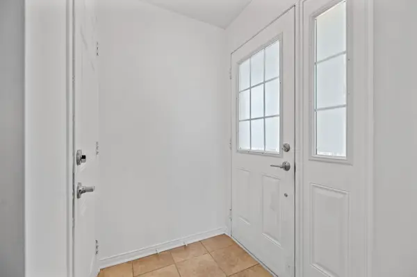 Barrhaven, ON K2J 0G8,125 Osnabrook Private